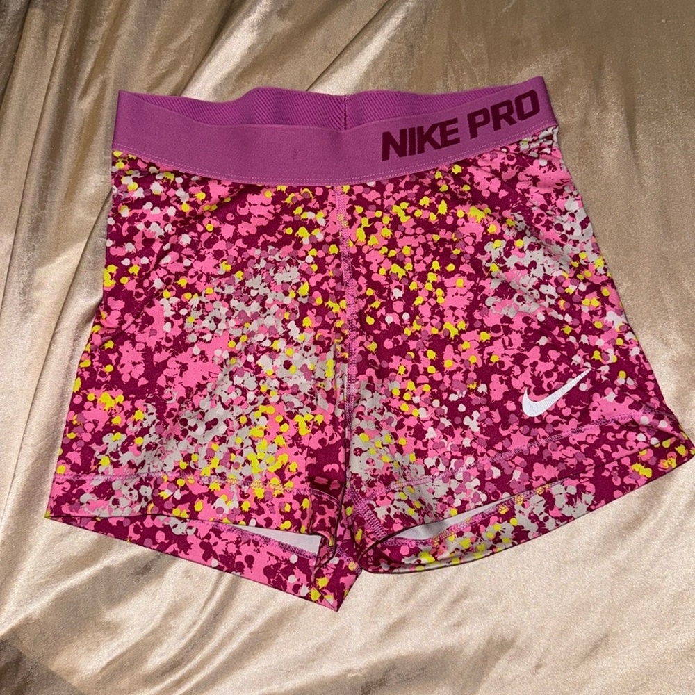 Pink Nike Pros